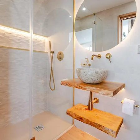 Sandora Pearl - Sea View Penthouse With Jacuzzi, Steps From The & Old Town * Albufeira
