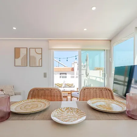 Sandora Pearl - Sea View Penthouse With Jacuzzi, Steps From The & Old Town Albufeira